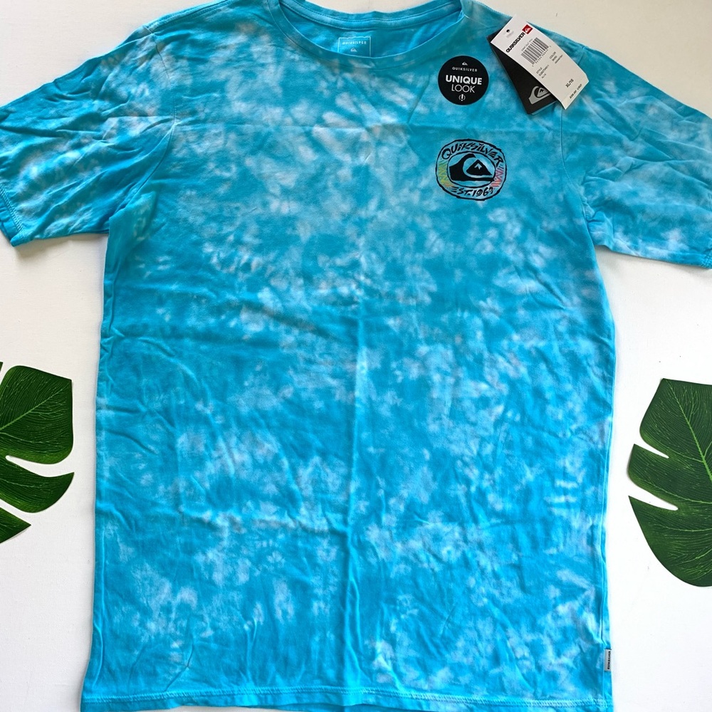 🌴QUIKSILVER Cave Out Youth Tee🌴